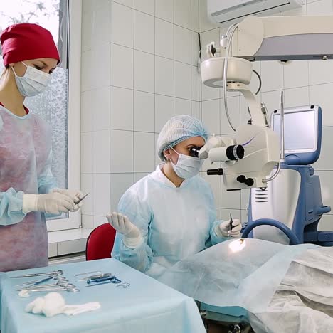 operación de oftalmología
