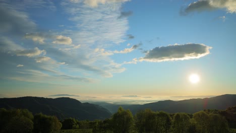 Timelapse-of-sunrise-over-a-highland-plateau.-Beautiful-landscape-of-nature.