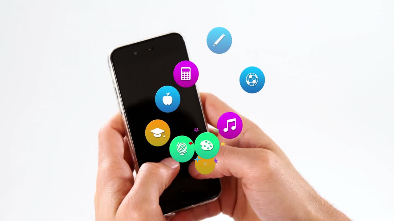 animación de iconos coloridos sobre las manos usando el teléfono inteligente
