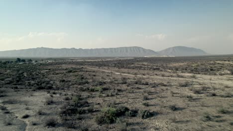 Drohnentag-Bewölkter-Norden-Coahuila-Mexiko-Halbwüste-Berggebiet-La-Azufrsa