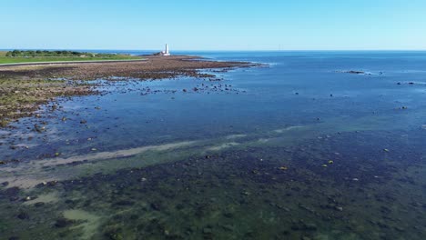aérea de la reserva natural y el hábitat de humedales alrededor de st