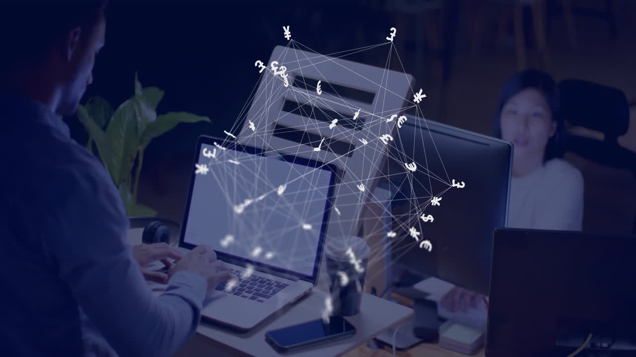 화폐 표지판의 애니메이션, 노트북을 사용하는 백인 남성에 대한 네트워크 및 데이터 처리