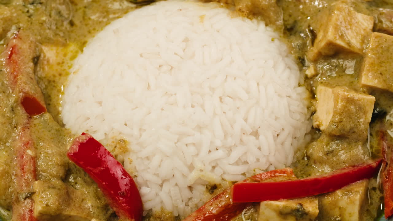 Tofu Green Curry with Rice