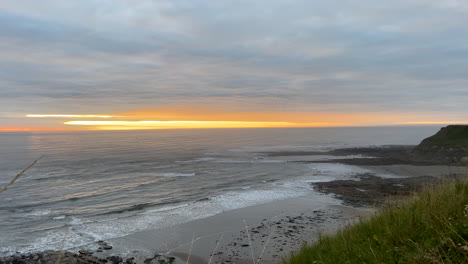 handheld establishing shot of cleveland way at sunrise