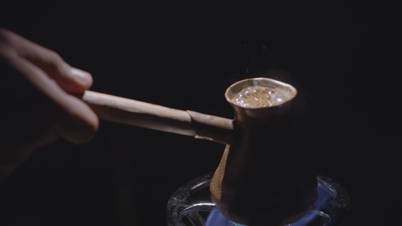 Gece geleneksel Türk kahvesi
