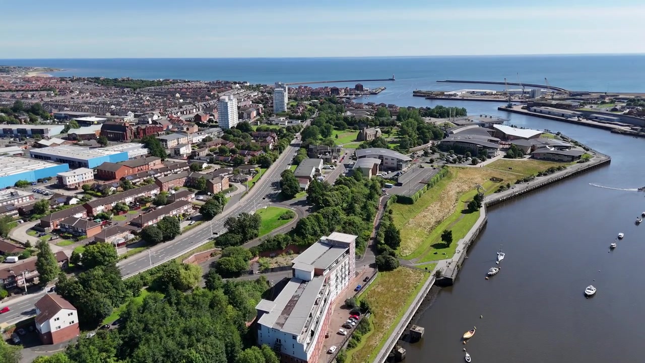 Sunderland, Regno Unito, Nord Est Inghilterra, Tyne and Wear, Ponte di Monkwearmouth, Stadium of Light, Fiume Wear, Seaburn, Roker, Mackem, Città britannica, Riprese aeree con drone