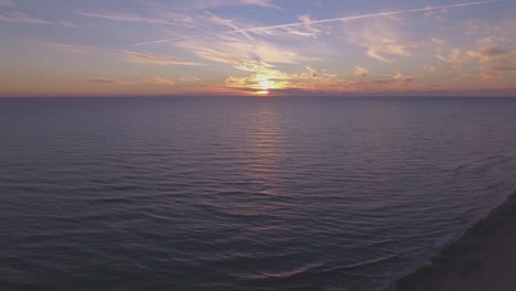 The-Waves-of-the-Baltic-Sea-at-Sunset-2