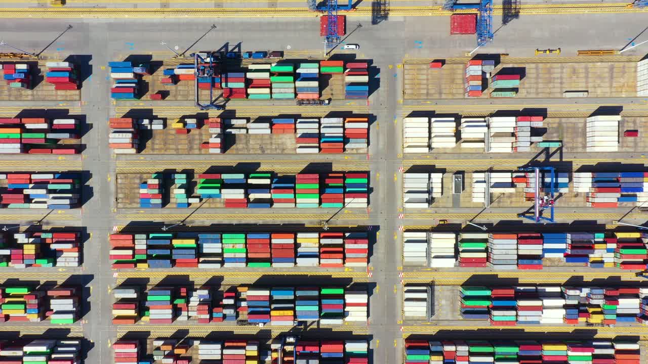 buque portacontenedores en el negocio de exportación e importación y logística