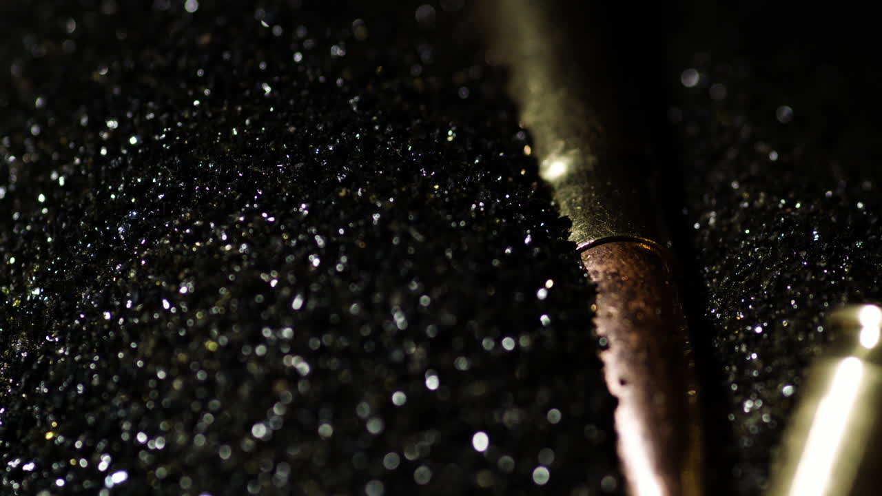 Dettaglio di polvere da sparo, scatto macro con