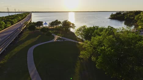 Goldene-Stunde-Am-Lake-Ray-Hubbard-In-Rockwall,-Texas