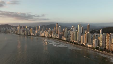 Idyllic-View-Of-Coastal-City-Beach-Of-BalneÃ¡rio-CamboriÃº-In-Santa-Catarina,-Southern-Brazil