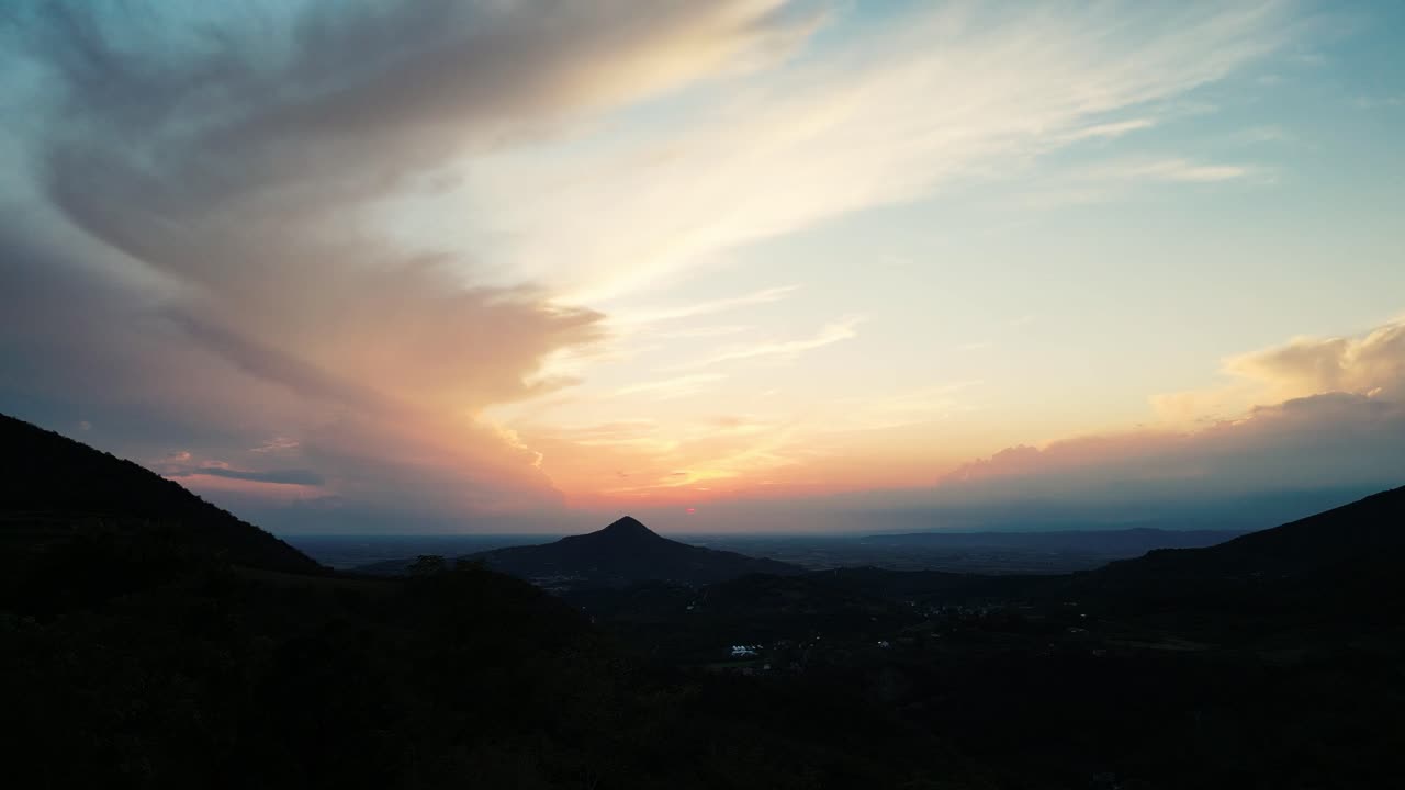 tiro cinemático de drones