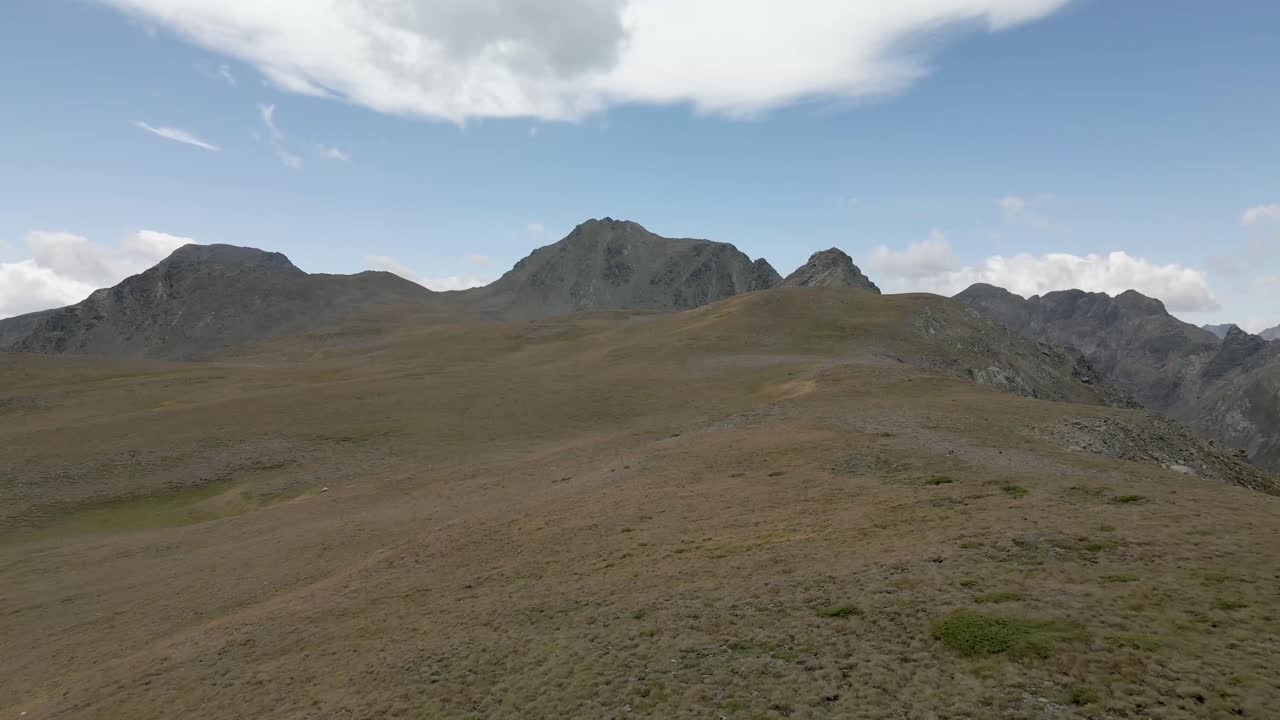 Veduta aerea delle montagne a La Cerdanya, Catalogna