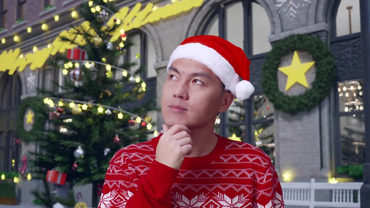 hombre con sombrero de santa reflexionando sobre la navidad