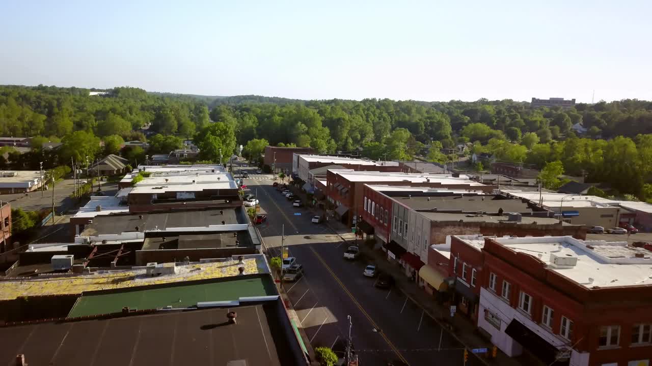 Veduta aerea del centro di Rutherfordton, Carolina del Nord.