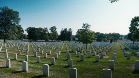 Arlington-Cemetery-Dolly-in-Graves-Military-4k-Washington-DC-Historic-Trees-Grass