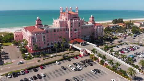 video de dron de 4k del hermoso hotel don cesar en el golfo de méxico en st