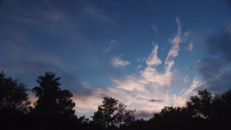 el paso del atardecer a la oscuridad lapso de tiempo 4k