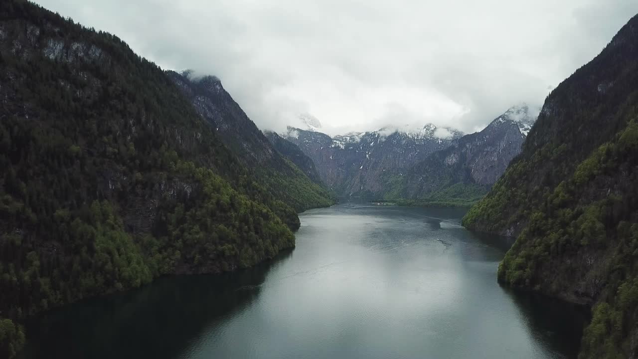 konigsee en alemania visto desde un dron