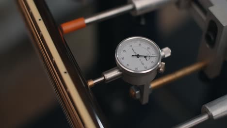 precision measurement of guitar component