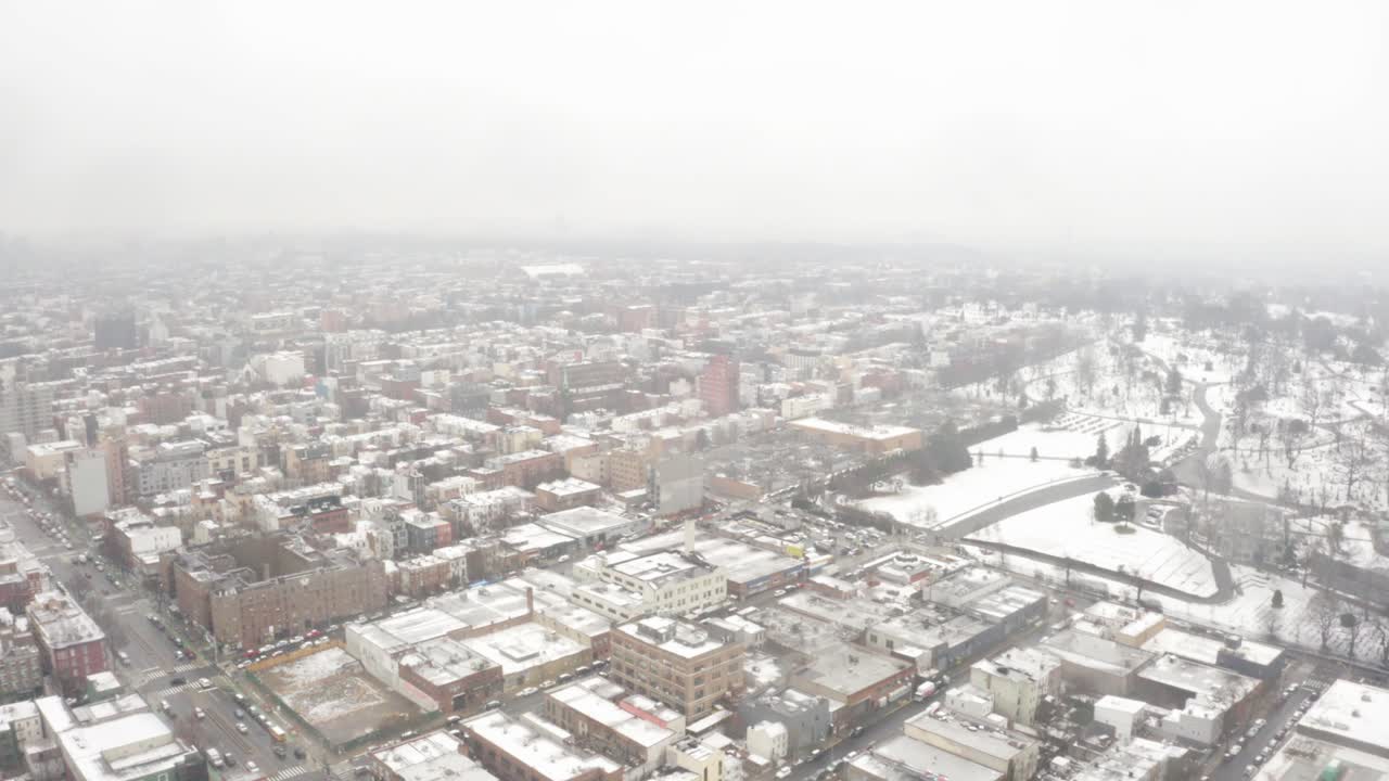 겨울 폭풍 공중 4k 뉴욕의 교외 브루클린