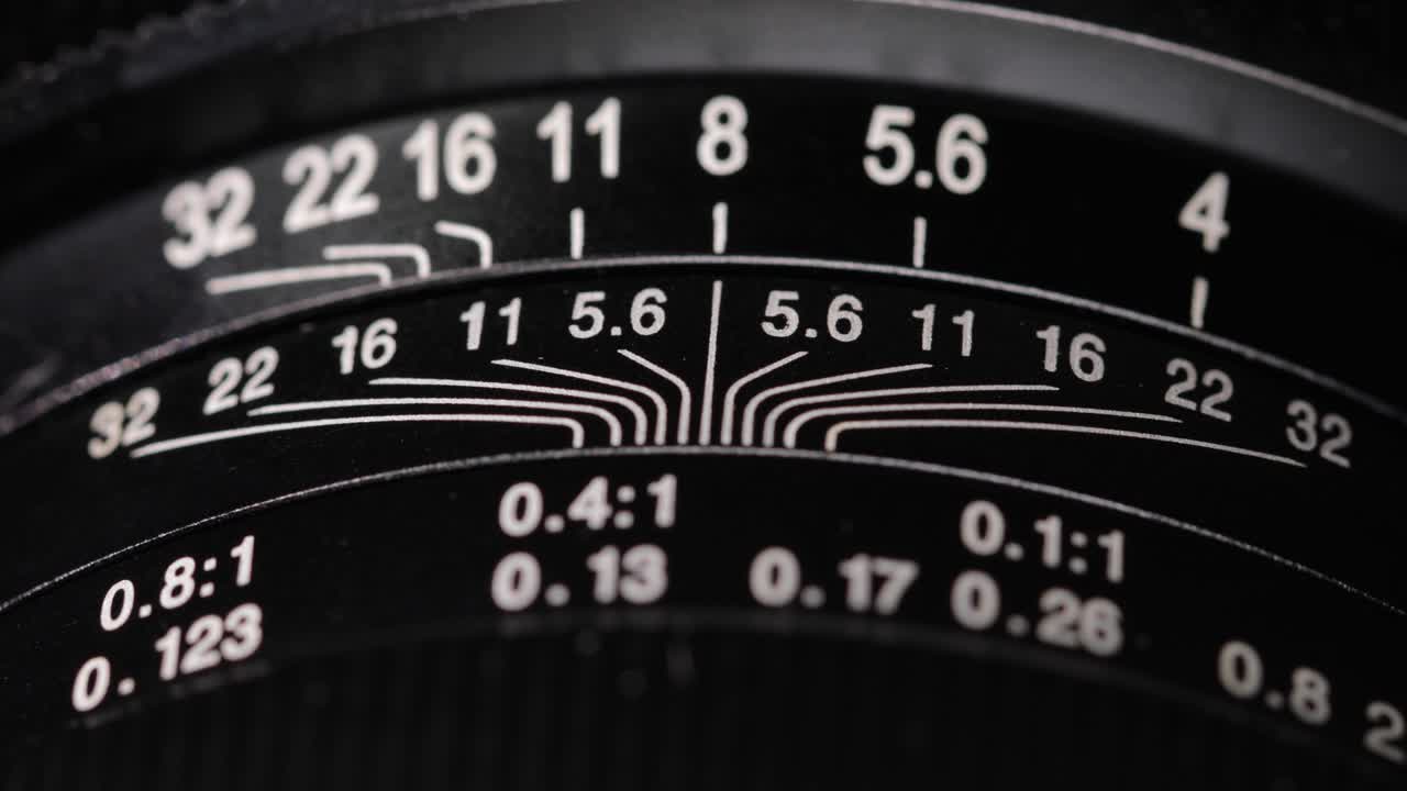 오래된 렌즈의 매크로 클로즈업.