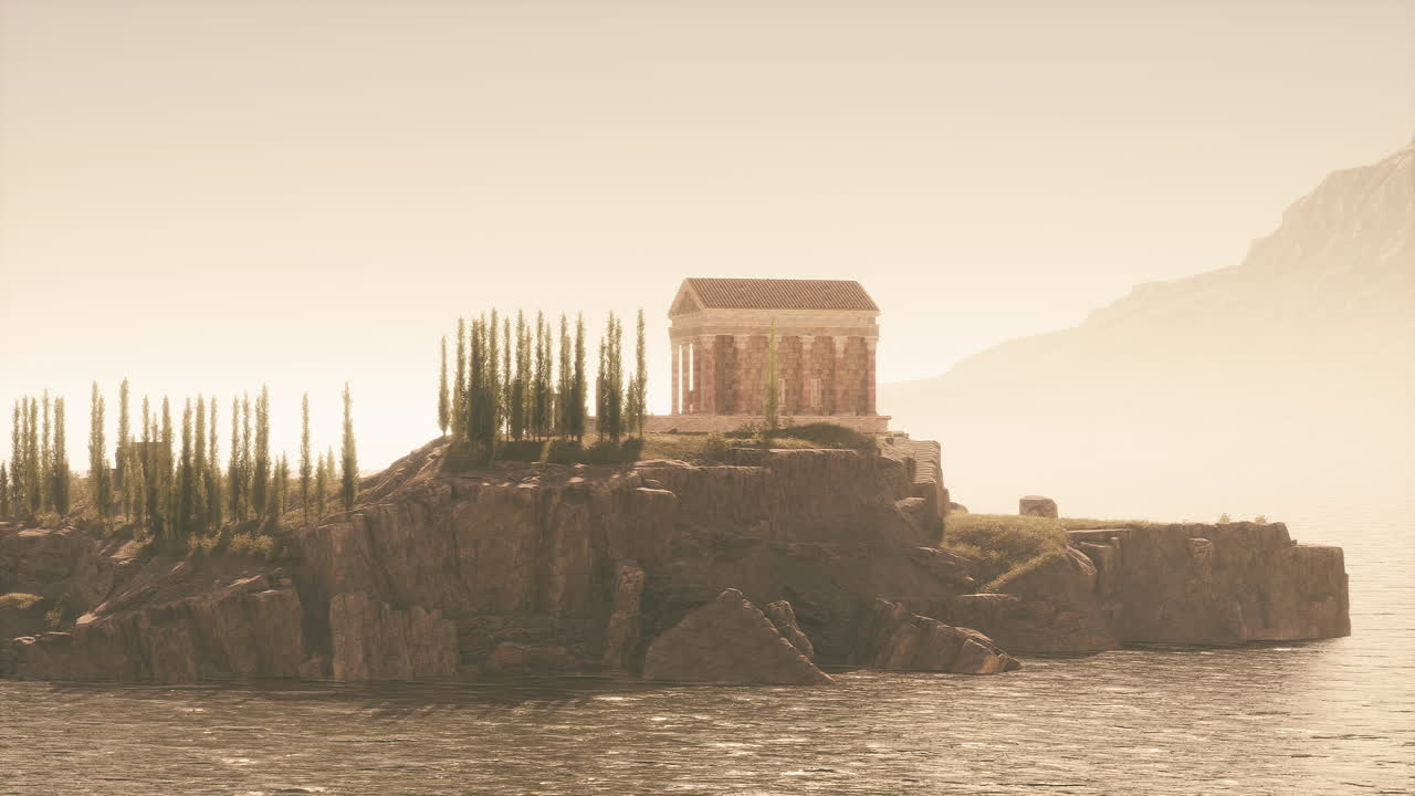 해가 지면 평온 한 물 을 내려다보는 고대 로마 사원 의 폐허