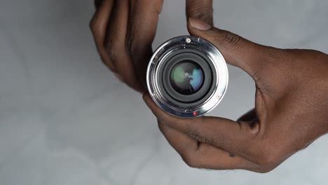 camera lens shutter opening and closing wide view
