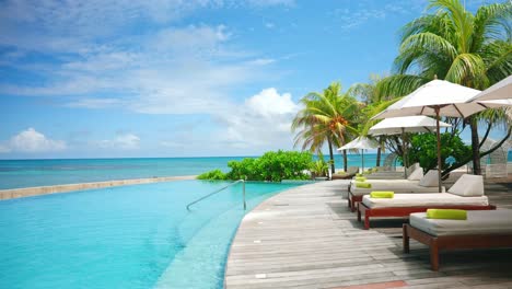 Wide-shot-of-tropical-beach-resort-at-the-seaside