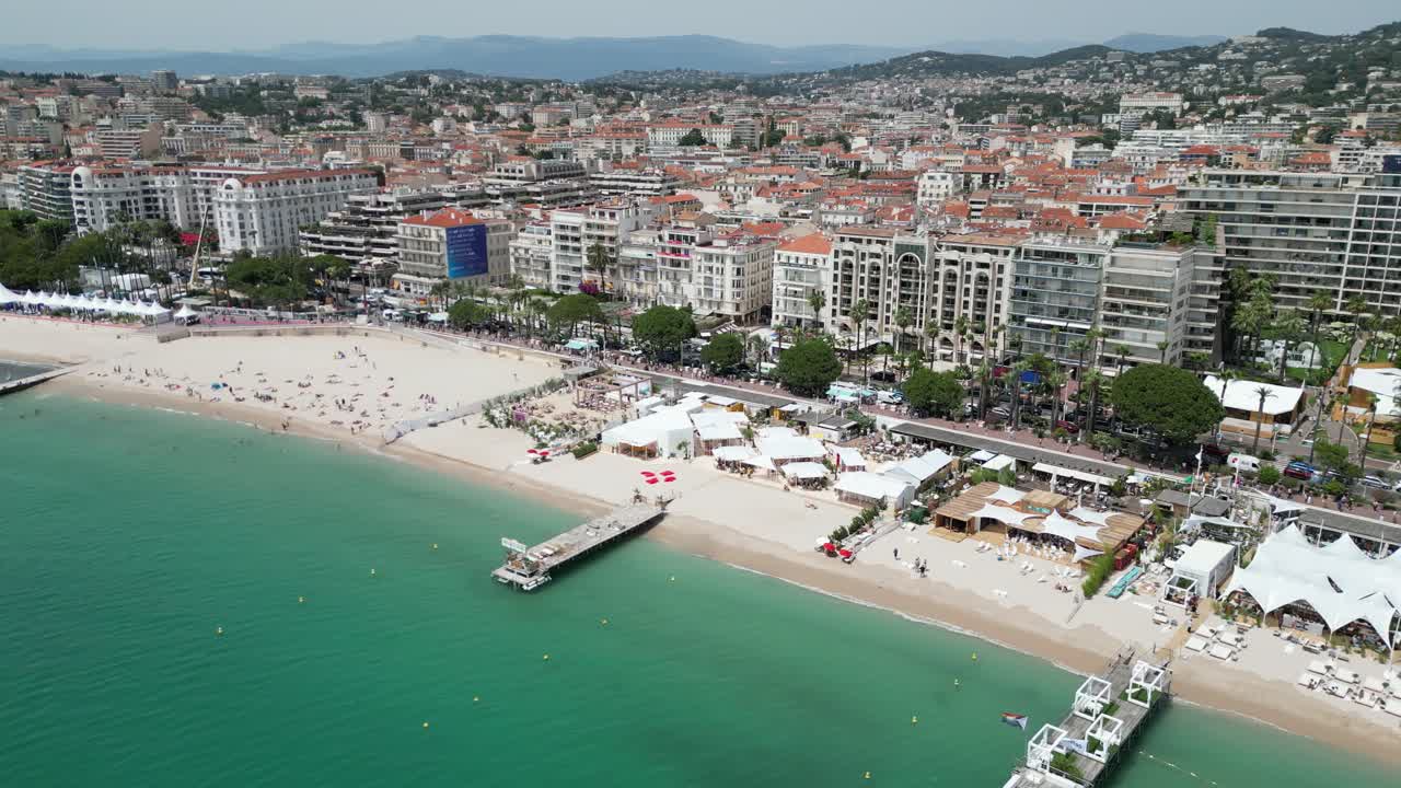 playa de cannes, francia drone, desde el aire