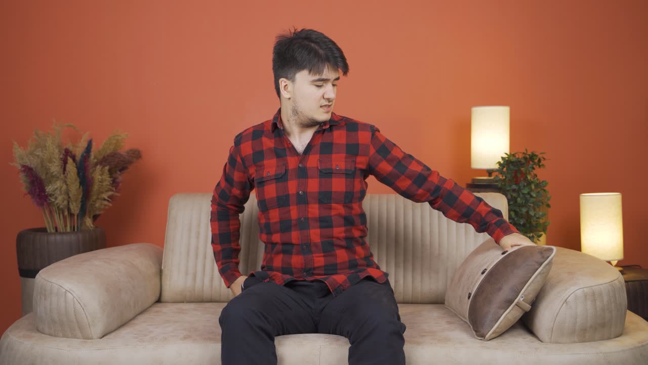 허리 통증과 허리통을 가진 남자