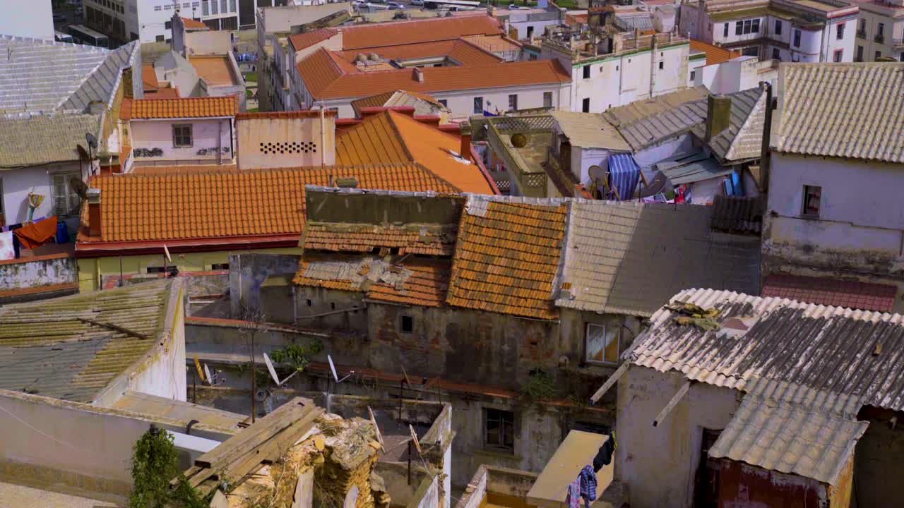 알제르 만과 시내의 파노라마 전망