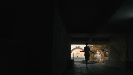 woman skipping rope and listening to music