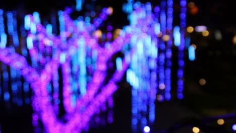 luces de navidad al aire libre en la noche en la ciudad de cebu, filipinas, 2015