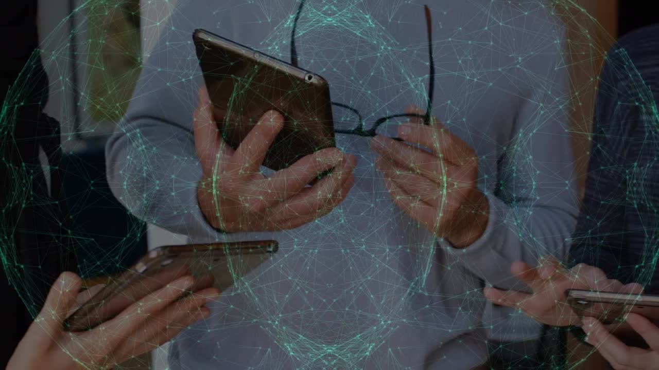 사무실에서 다양한 사업가들과의 연결 네트워크의 활성화