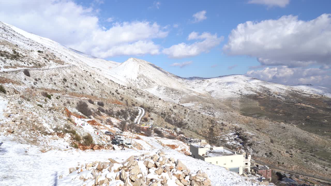 majdal shams y el monte hermon en un invierno nevado