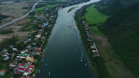 entrar y hacer una visita a phong nha