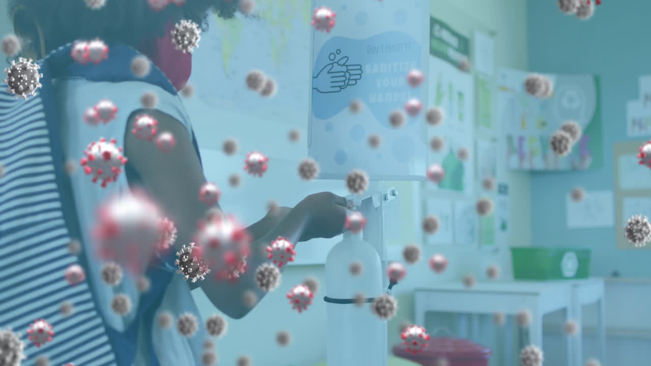 다중 코로나19 세포가 얼굴 마스크를 착용하고 손 청소기를 사용하는 소녀에 대해 떠다니고 있습니다.