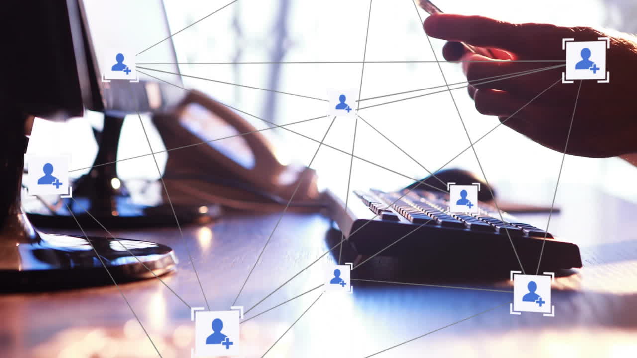 컴퓨터를 사용하여 코카시안 사업가에 대한 아이콘과 연결 네트워크의 애니메이션