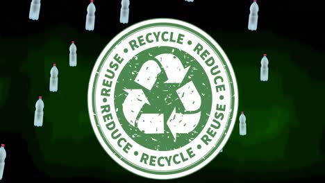 animación del símbolo de reciclaje y las botellas flotantes sobre un fondo verde oscuro