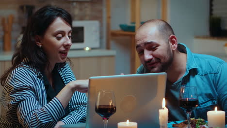 making online payment during dinner