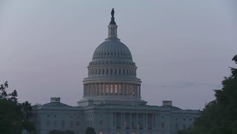 El-Edificio-Del-Capitolio-En-Washington-DC-Al-Atardecer