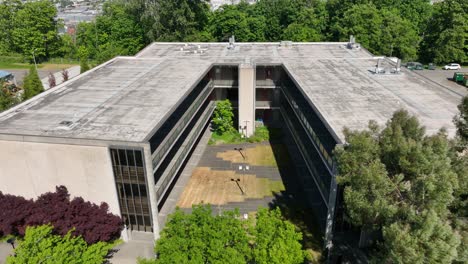 Aerial-view-of-Rainier-Hall-on-South-Seattle-College's-campus