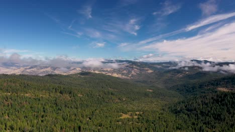 Vista-Aérea-Del-Desierto-En-El-Sur-De-Oregon