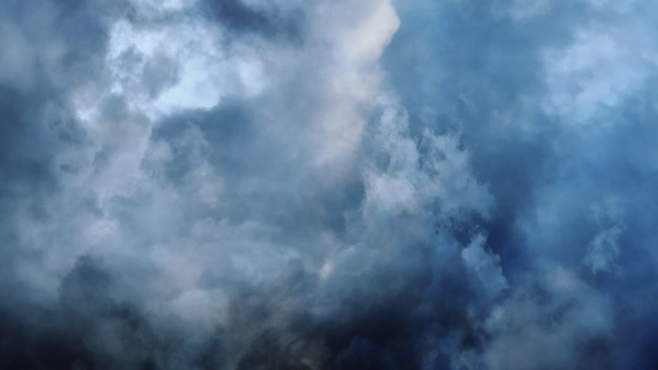 punto de vista 4k tormenta eléctrica relámpago