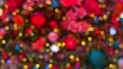luces de navidad brillantes borrosas, rojas, doradas, blancas, acuamarinas