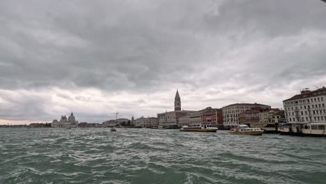 Wasser,-Venedig-Und-Das-Schönste-Betreten-Diesen-Erstaunlichen-Ort