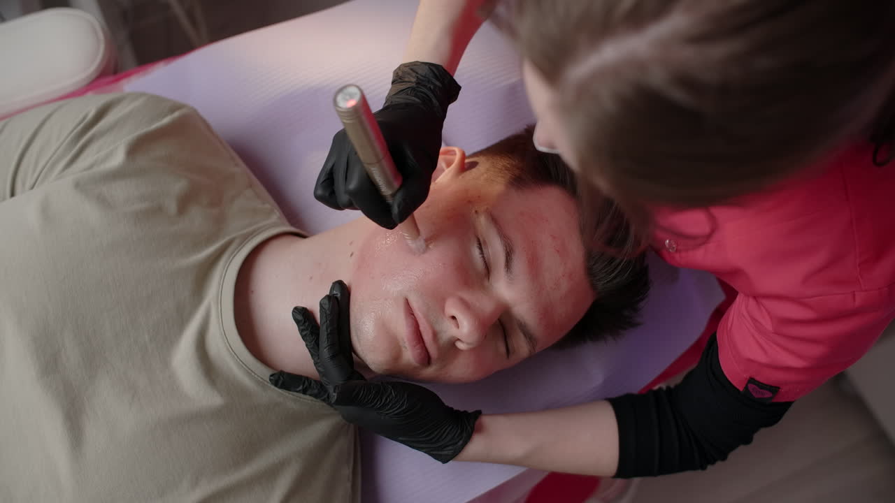 얼굴 치료 세션