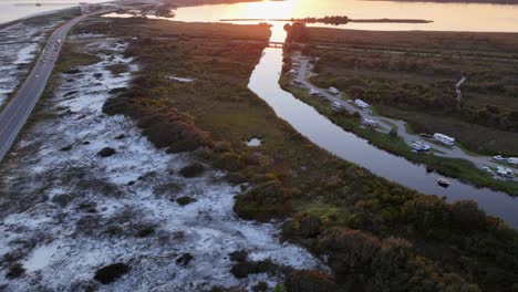 Umgekehrte-Darstellung-Des-Sonnenuntergangs-über-Gulfshores,-Alabama