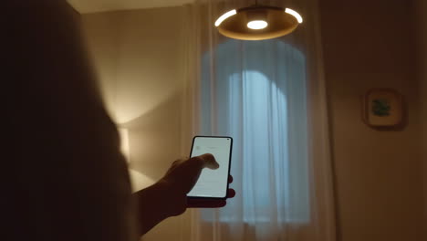 controlling smart lighting with a smartphone
